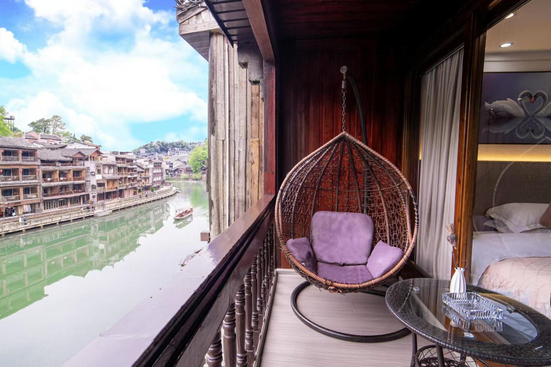 Fenghuang Ancient Town Lazy Cat Riverside Inn Zewnętrze zdjęcie